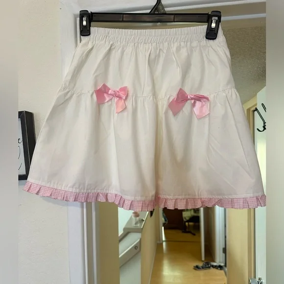 ***SOLD***Halloween Coquette Mini Skirt SZ S Pink Bows Romantic Sweet - Picture 2 of 9